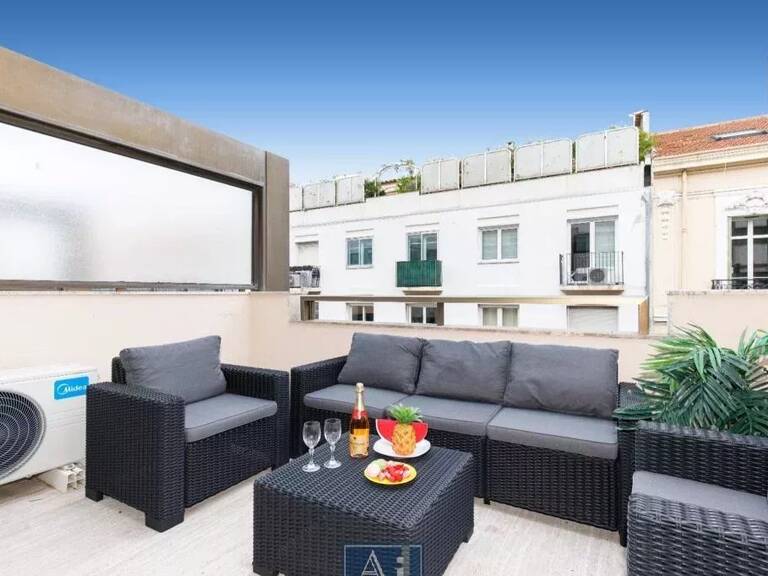 Cannes Gray d'Albion. Très beau 2 pièces neuf avec terrasse — photo 1