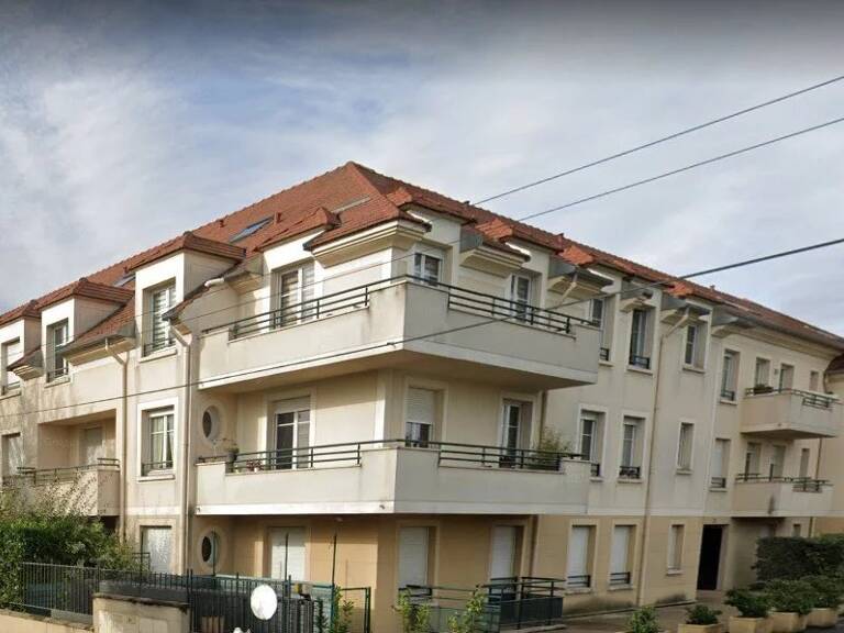 T3 proche commerces — photo 1