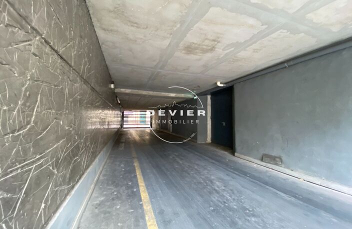 location parking en sous sol — photo 4