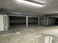 PARKING — photo 3