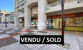Commerce  106 m² à vendre à Antibes (06160)