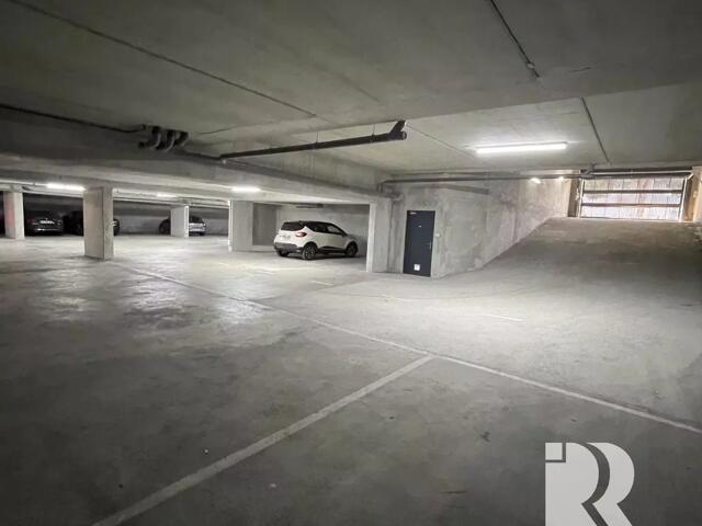 Garage proposé à Nice
