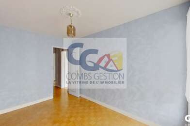 Appartement 4 pièces 158000 €