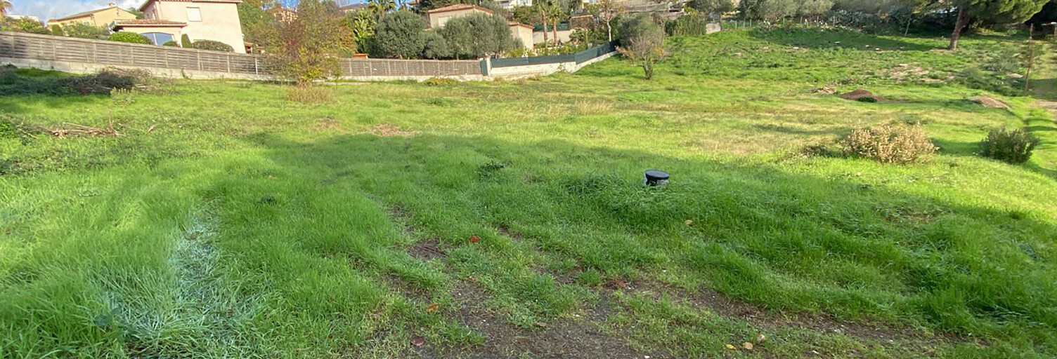 Terrain  800 m² à vendre à Antibes (06600)