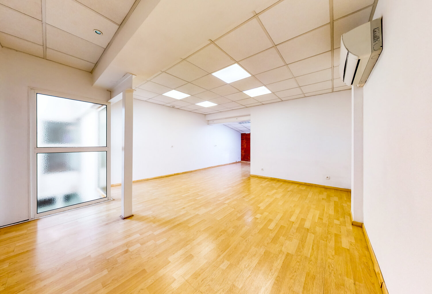 Toulouse Hypercentre - Local Professionnel + cave, vendu lib — photo 1