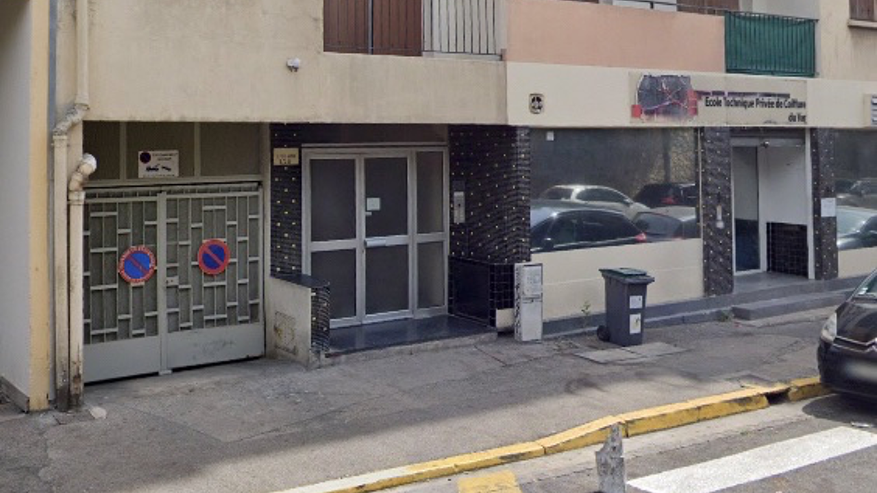 garage  pièces  m2 à louer à Toulon (83000)