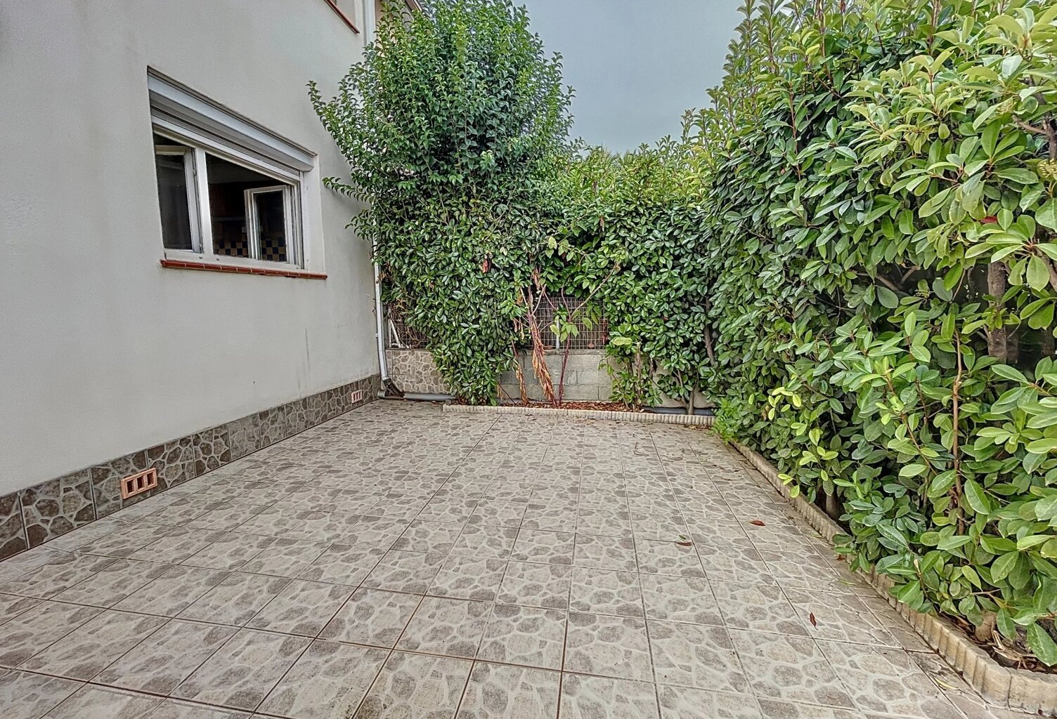 Perpignan les platanes , maison composée de 2 appartements — photo 1