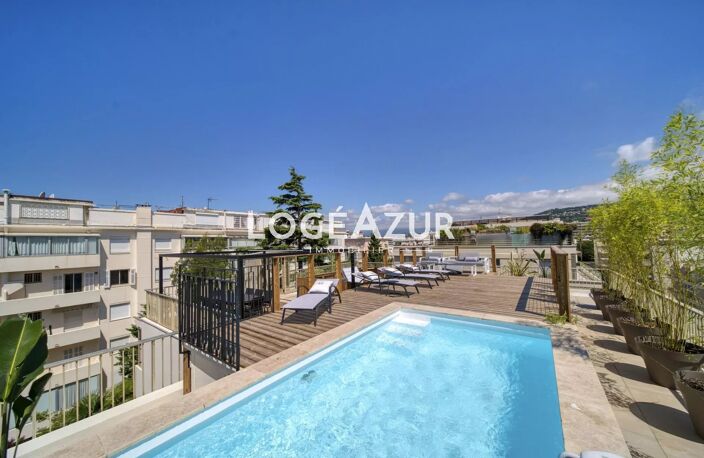 EXCEPTIONNEL - CANNES PALM BEACH 4 PIECES - TOIT TERRASSE ET PIS — photo 2