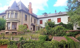 Maison 9 Pièces 700 m² à vendre à Naucelle (12800)