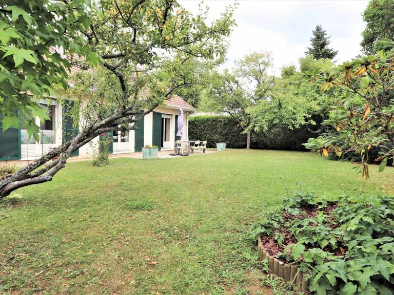 Maison centre-ville Villecresnes — photo 1