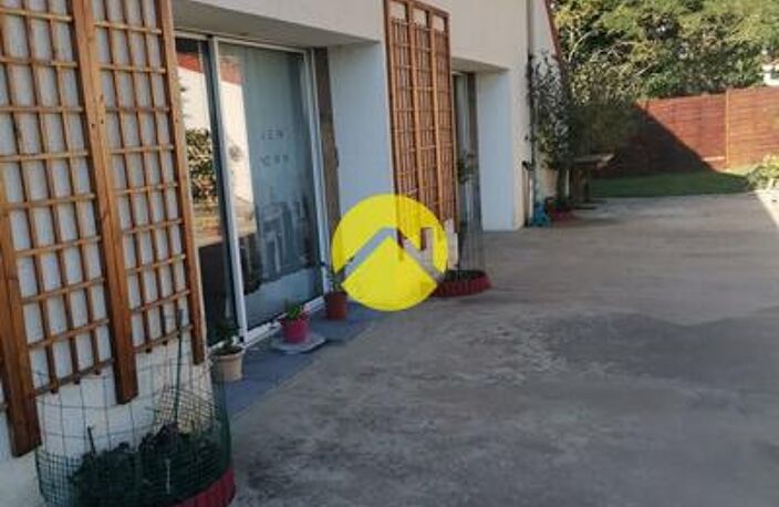 ENSEMBLE DE 2 MAISONS — photo 2