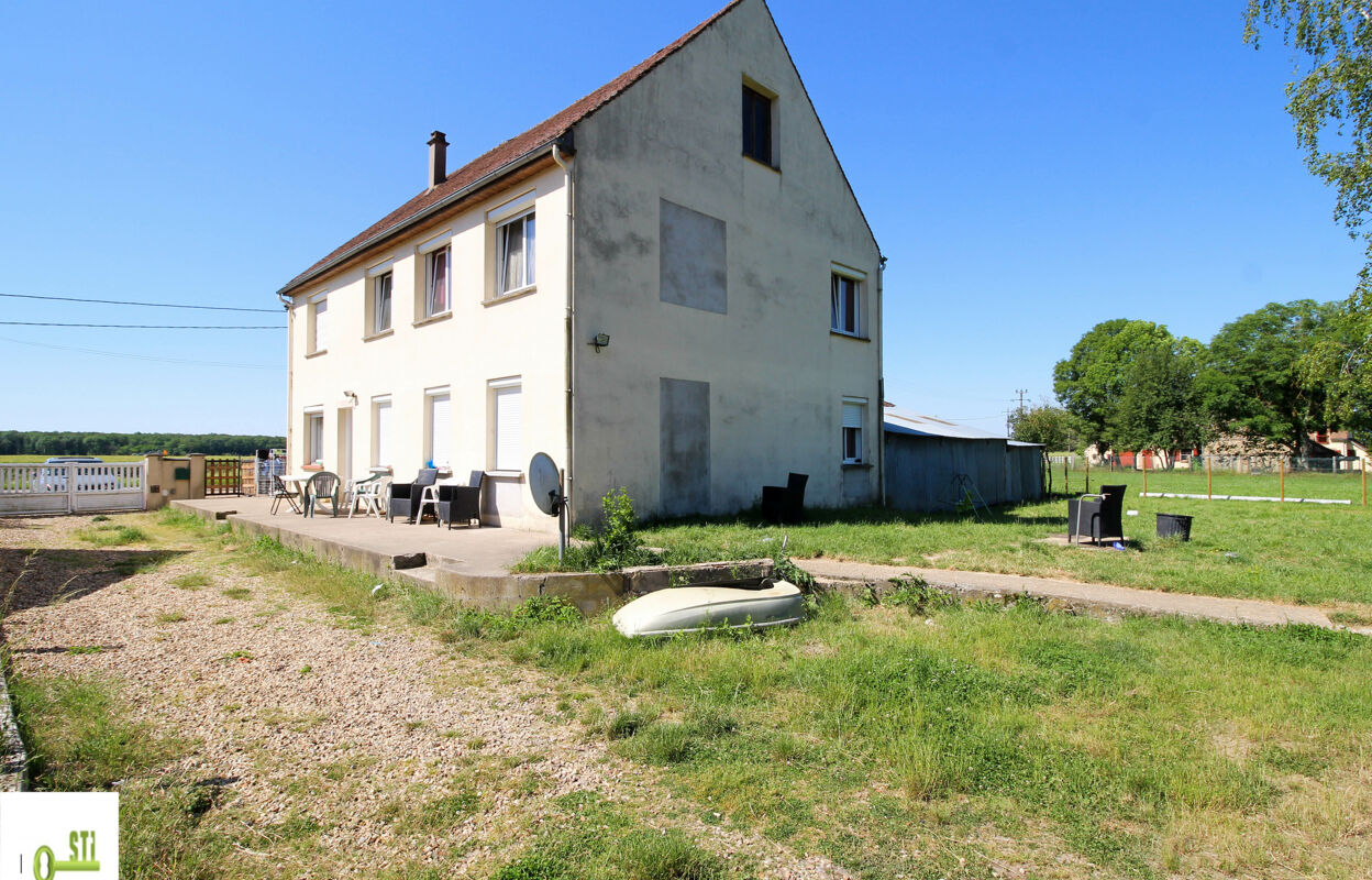 divers 7 pièces 168 m2 à vendre à Saint-Maurice-sur-Aveyron (45230)