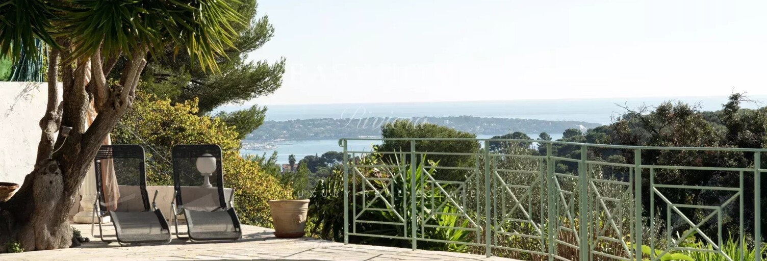 Maison  284 m² à vendre à Vallauris (06220)