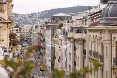 Appartement 4 pièces 2500 €