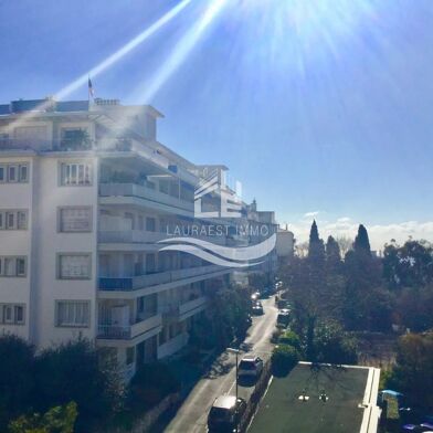 Appartement 2 pièces 351750 €