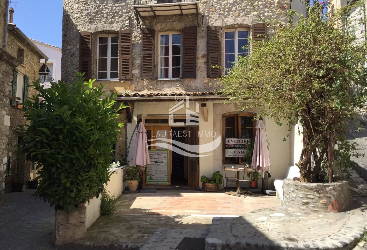 Appartement dans maison de village — photo 1
