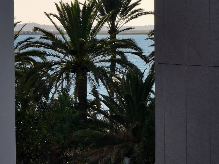 Près de la Promenade, aperçu mer — photo 1