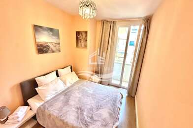 Appartement 3 pièces 2200 €