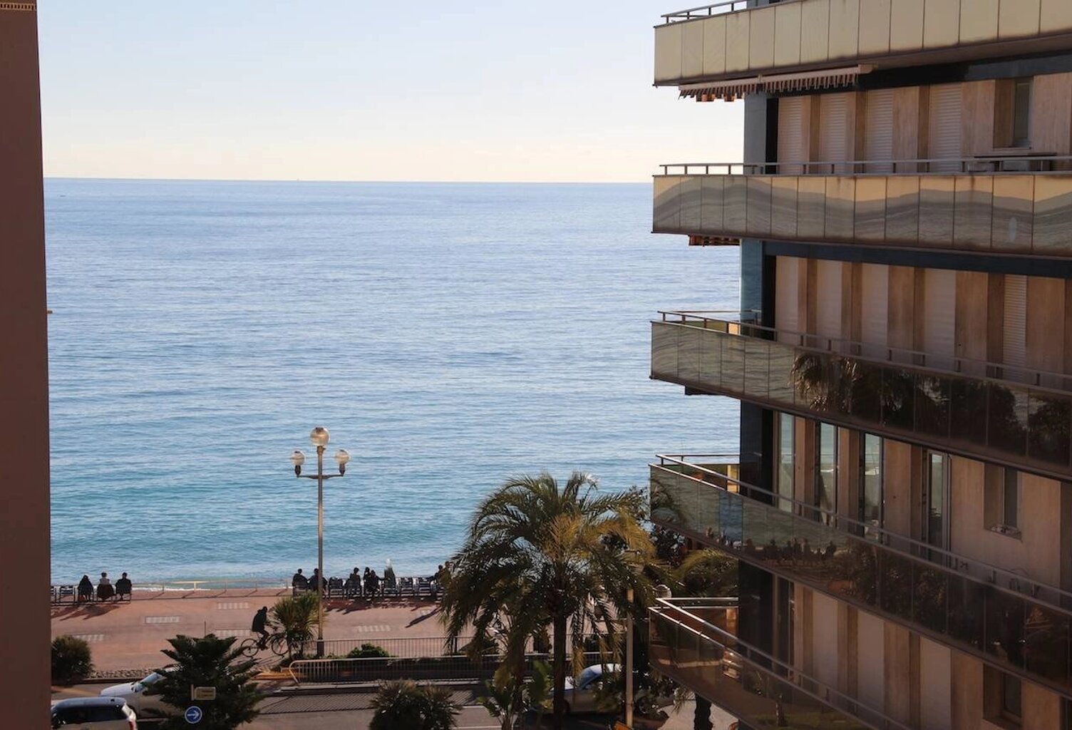 LUXEUX APPARTEMENT 4 PIECES POUR LOCATION VACANCES NICE/MASSENET — photo 1