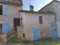 Saint Savin, Vienne 86: maison à renover avec jardin — photo 2