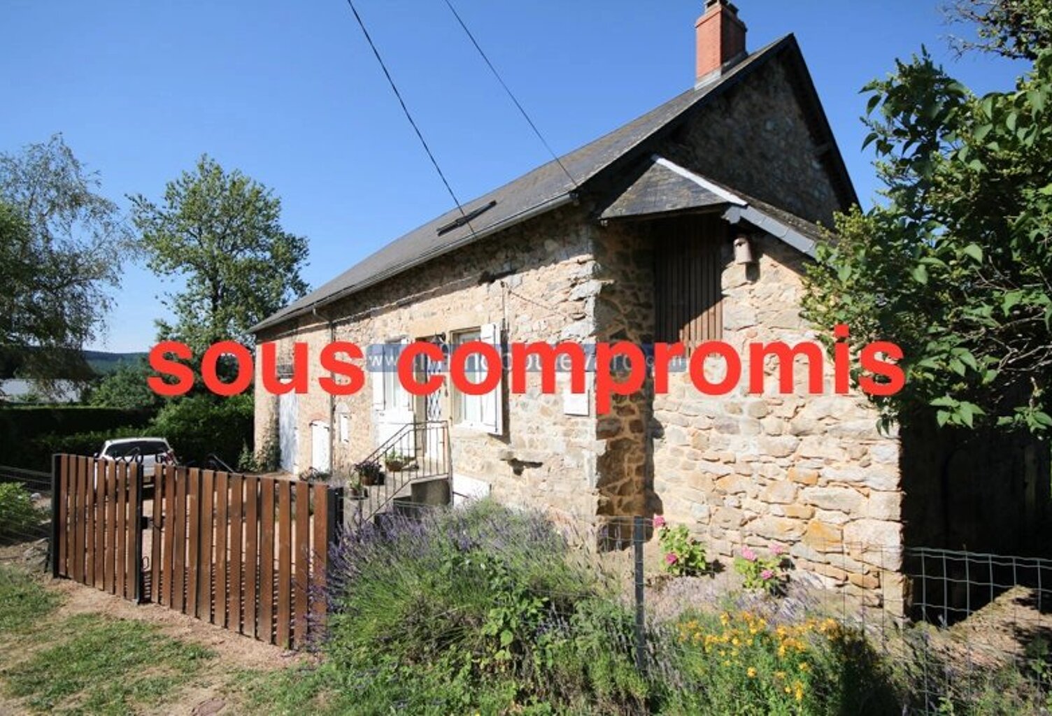 SOUS OFFRE — photo 1