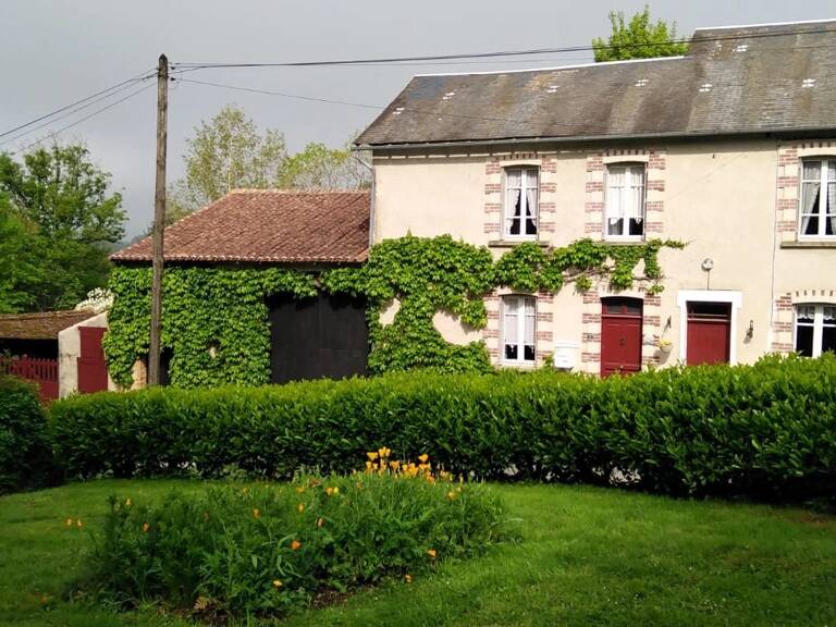 Ferme rénovée avec yourte à Saint Sornin la Marche, 87 — photo 1