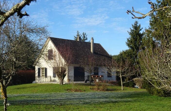 A vendre maison avec vue au pied du Morvan, en Bourgogne — photo 2
