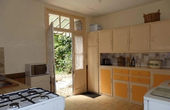 Jolie maison avec garage à vendre à Gouex dans la Vienne — photo 4