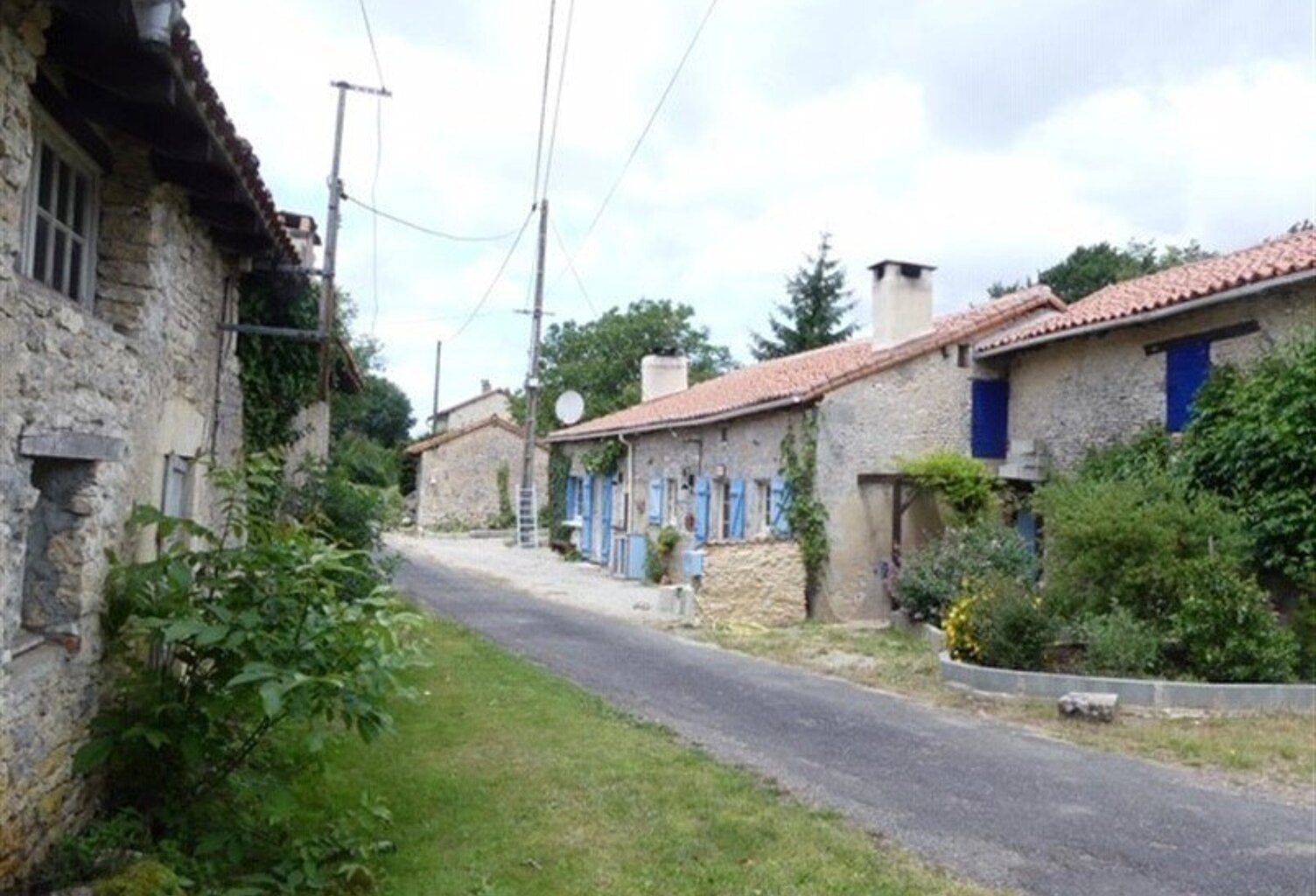 Maison traditionnelle à vendre à St Martin L'Ars - Vienne — photo 1