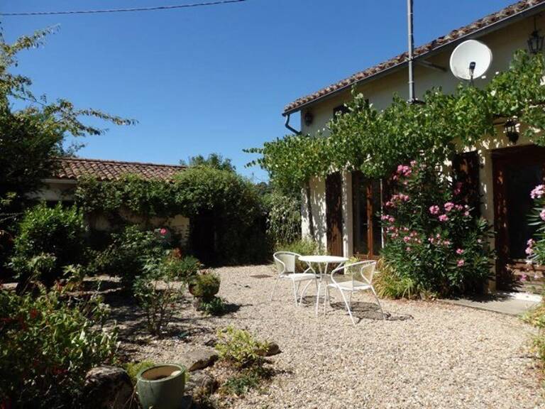Maison traditionnelle et gîte - Vienne - Persac — photo 1