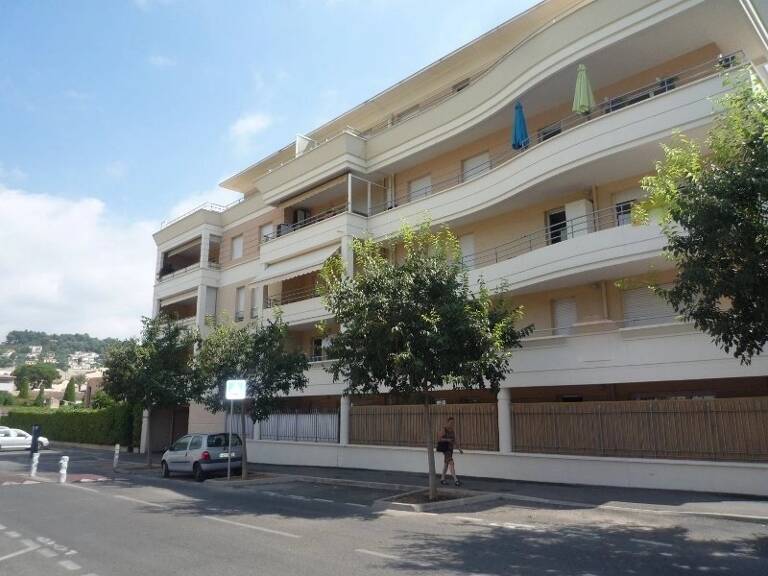 Bel appartement 3 pièces à vendre à Vallauris, Côte d'Azur — photo 1