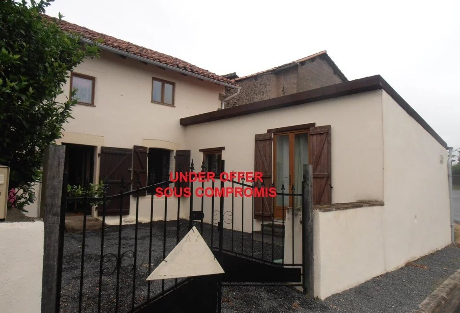 A vendre Maison de 3 chambres à Nerignac dans la Vienne — photo 1
