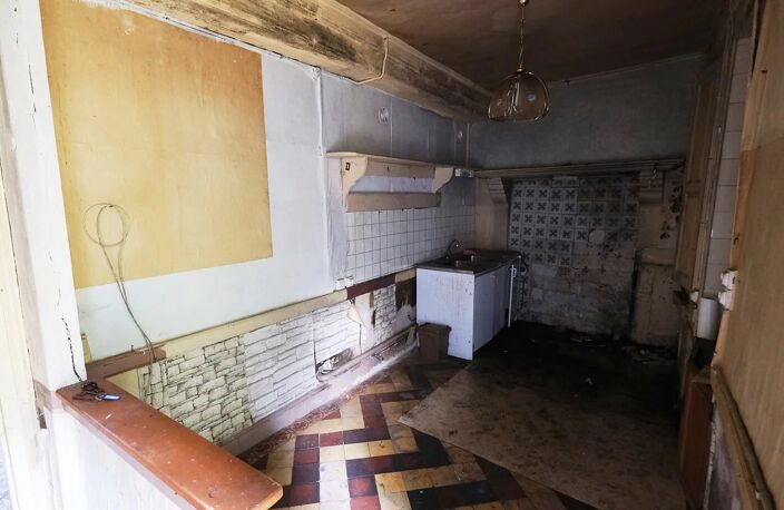 Maison avec beau terrain à rénover à Arleuf dans le Morvan — photo 4