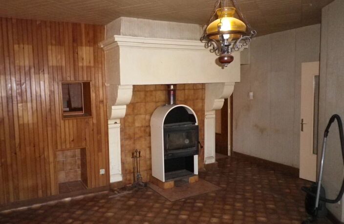 Belle maison à vendre dans un village historique des Vosges — photo 4