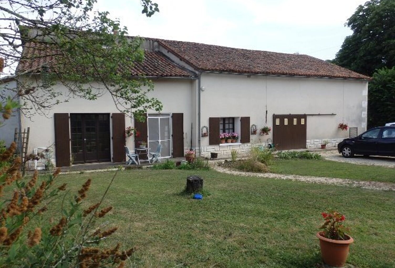 A Vendre Maison et Gîte Près de Romagne dans la Vienne — photo 1
