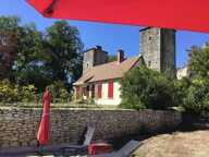 Ancien château avec gîte, piscine et tennis en Bourgogne — photo 4