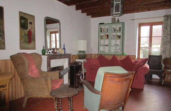 Coquette maison rénovée à vendre dans la Nièvre, Bourgogne — photo 5
