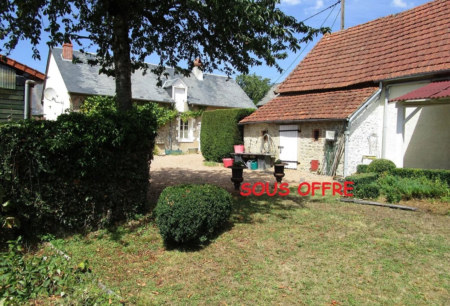 Ensemble de deux maisons a vendre  , chez le Morvan — photo 1