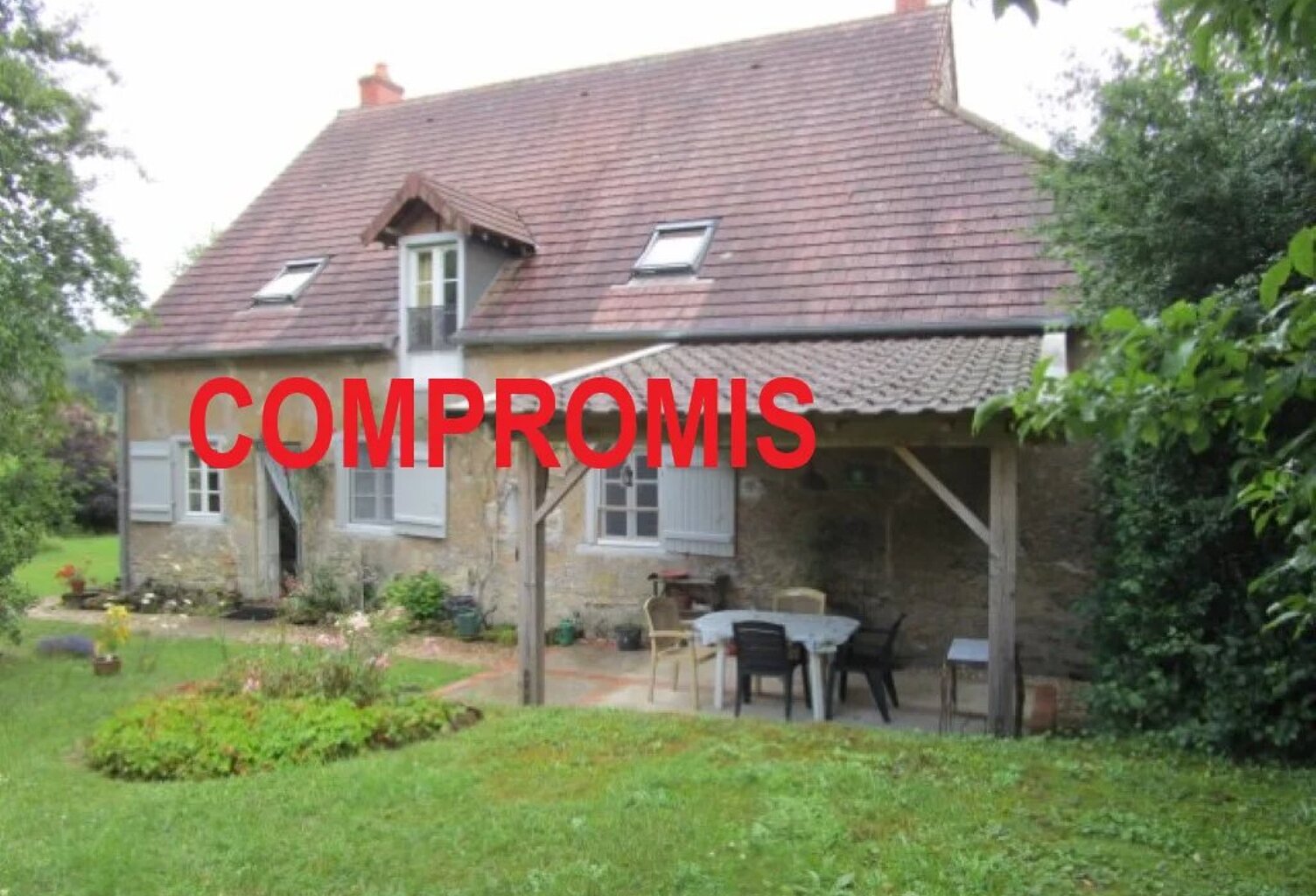 Maison de campagne en bon état à vendre dans Bourgogne — photo 1