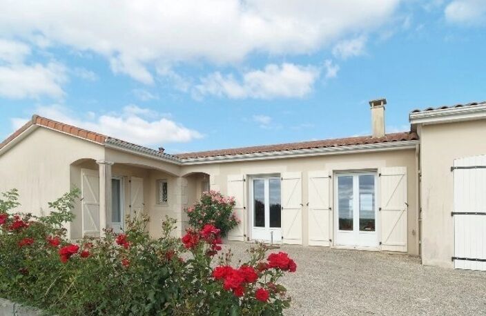 Vente Maison de campagne avec terrain à Chatain – Vienne — photo 2