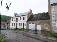 Grande maison de village à rénover à vendre dans le Morvan — photo 2