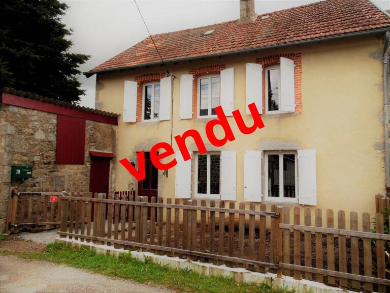 A vendre dans la Creuse, une maison et grange sur 3500m² . — photo 1
