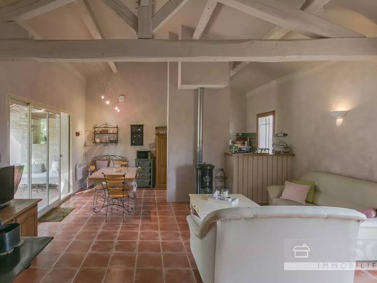 Propriété divisé en deux habitations avec jardin et piscine — photo 1