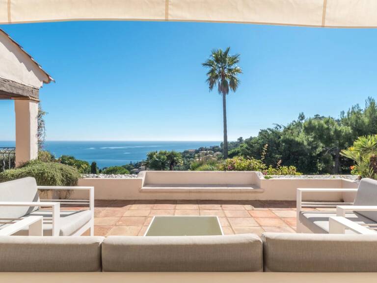Villa avec magnifique vue mer au Issambres — photo 1