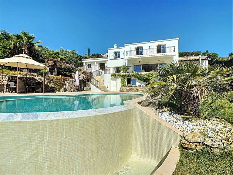Villa à vendre Les Issambres avec magnifique vue mer — photo 1