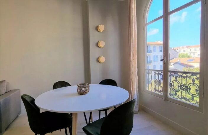 NICE 3 PIECES BAS DE RIQUIER — photo 3