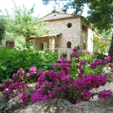 Maison 25 pièces 1260000 €