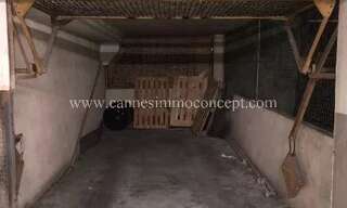 Garage  14 m² à louer à Marseille 12 (13012)