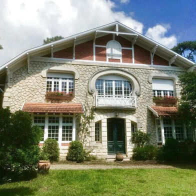 Maison 11 pièces 2064500 €