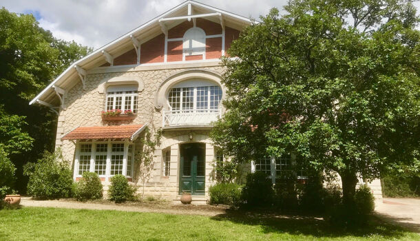 Villa / Maison 11 pièces  à vendre Royan 17200